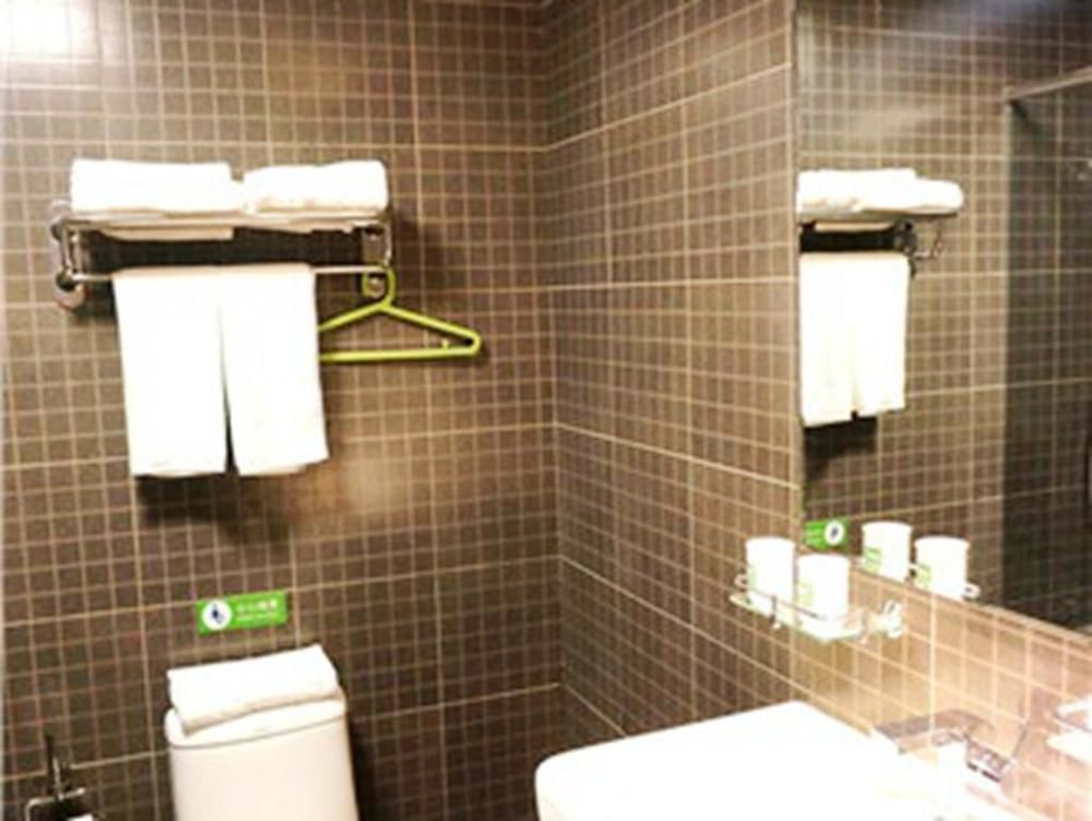 Motel Qingdao Jiaonan Renmin Road Business Street Εξωτερικό φωτογραφία