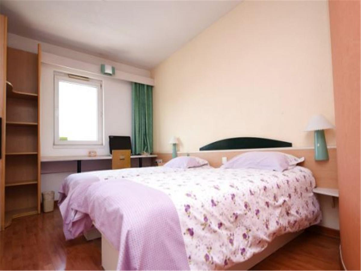 Motel Qingdao Jiaonan Renmin Road Business Street Εξωτερικό φωτογραφία